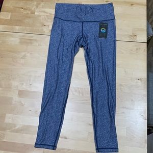 Sol & Mane Cora Marine Layers full length Leggings.  Size XL.  Yoga Club.  NWT.